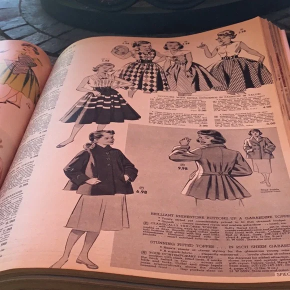 Spiegel 1954 Pink Catalog - Picture 4 of 14